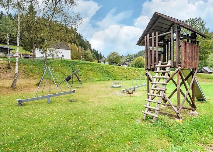 Feriehus Charmantes In Skigebietsnaehe